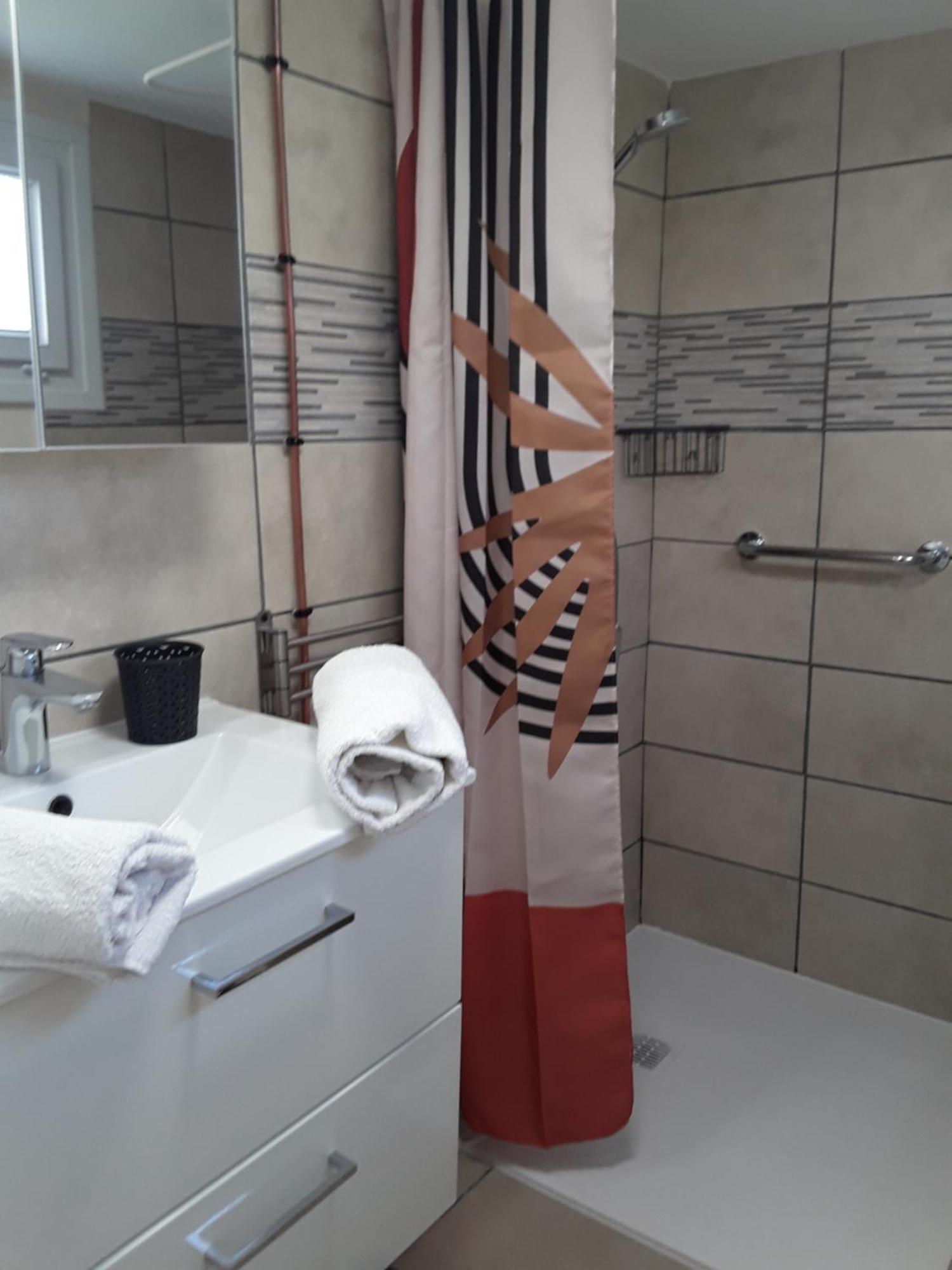L'Oustau Villa Beauvoisin  Ngoại thất bức ảnh